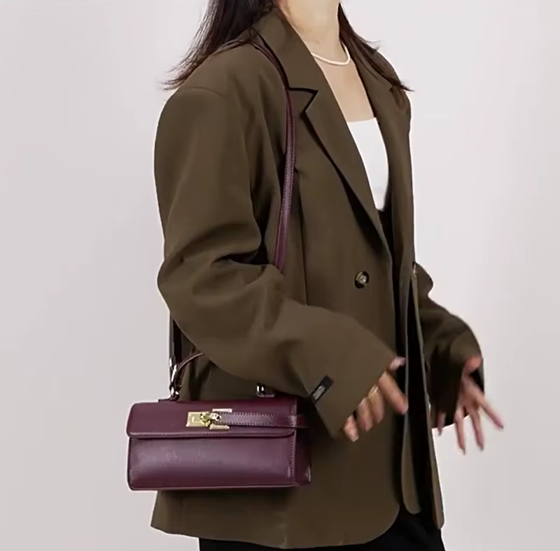 Luxury Brand Lock Design Tote Bag For Women High-end Large Capacity Handbag Fashion Crossbody Bags Exquisite Shoulder Handbag  A123
