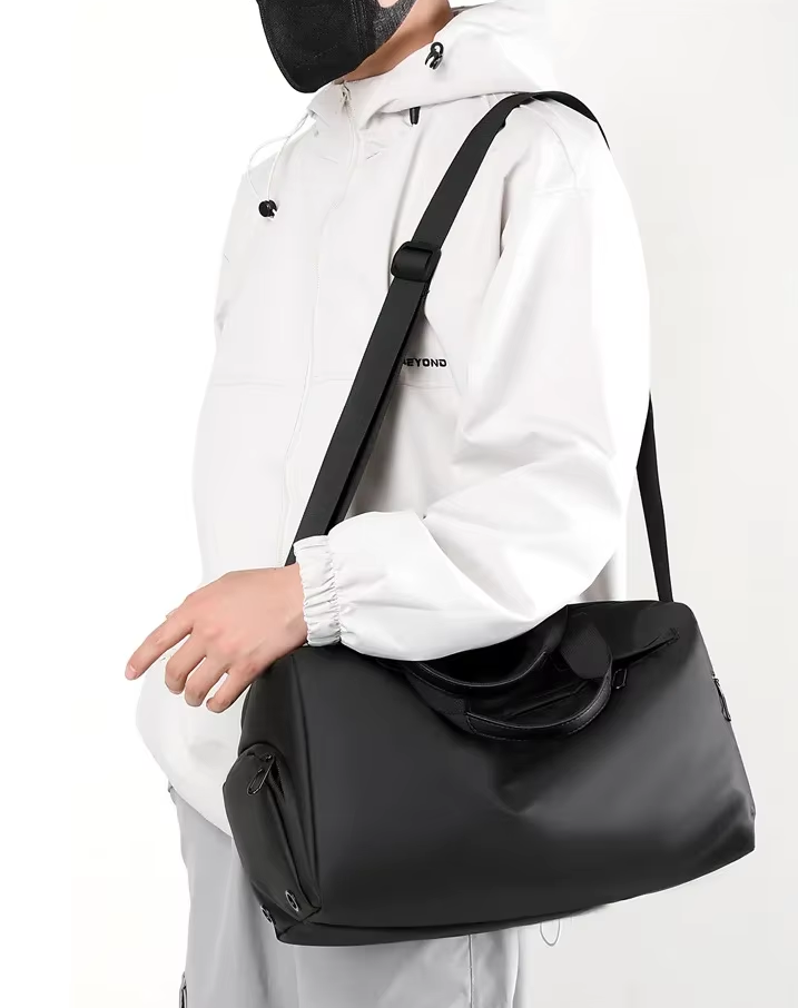 Travel Gym Bags Dry Wet Separation Shoulder Bag Yoga Fitness Travel Backpack Bags Color: Black