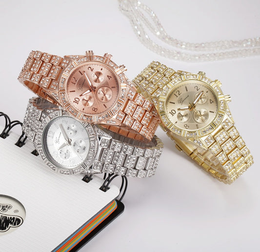 Crystal Quartz Analog Wrist Watch Fashion