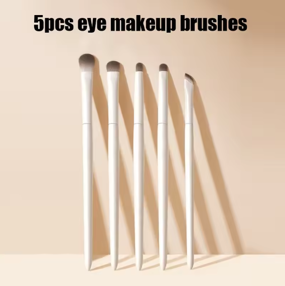 Makeup Brush White Ultra Soft Eyeshadow Eyeliner Makeup Tool