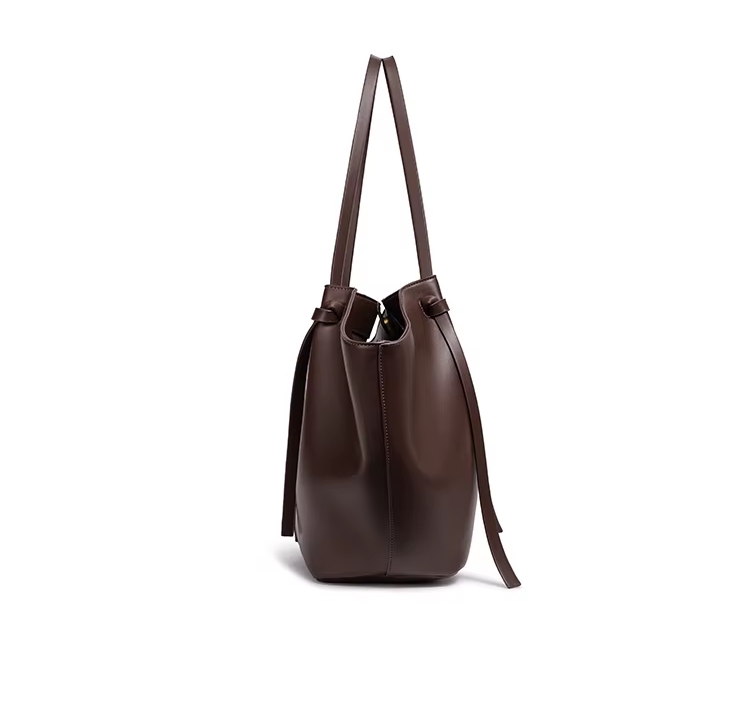 New Bat-Shaped High Street Handbag European and American Style Color: Coffee