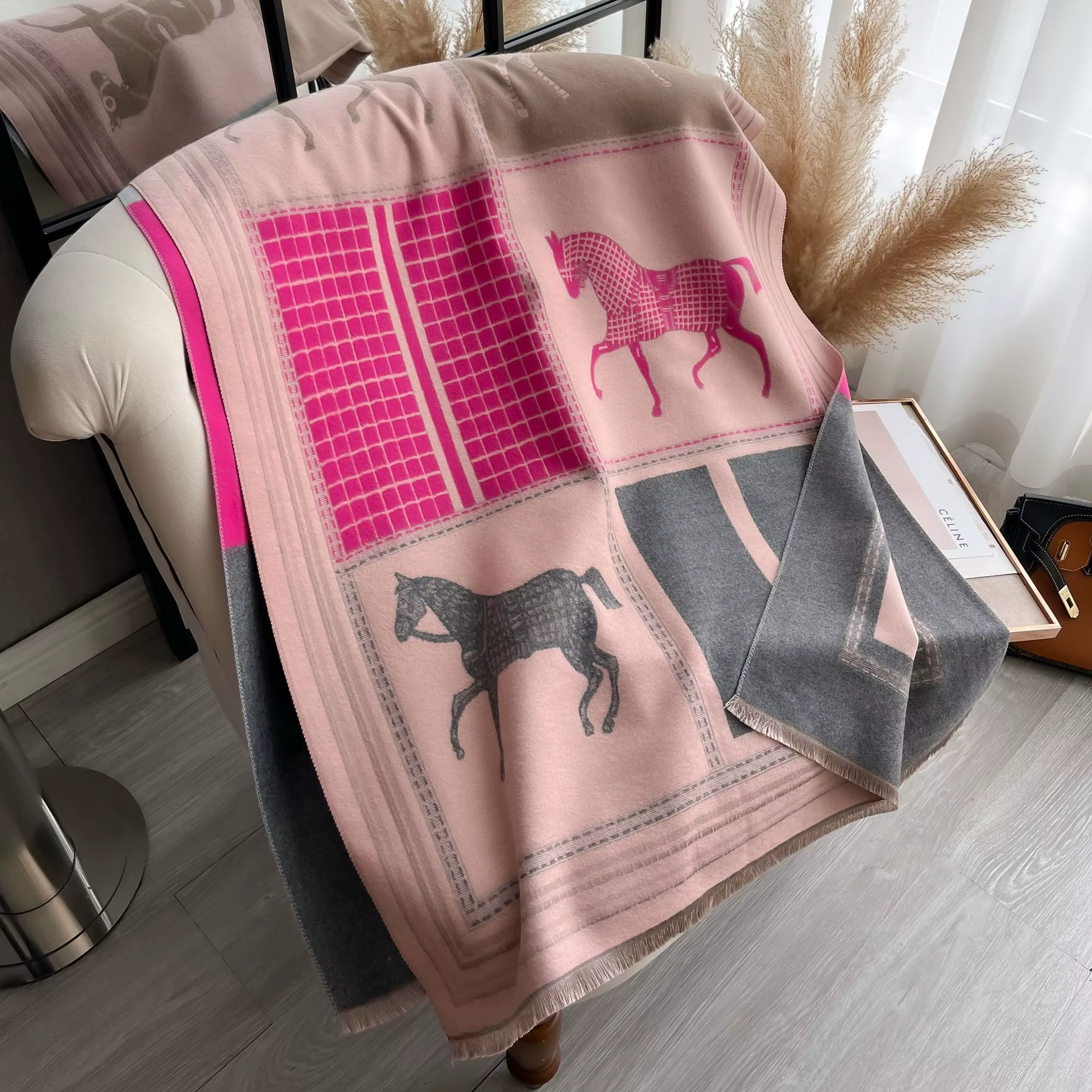 Autumn Winter Scarf Women Pashmina Shawls Horse Print Wraps Cashmere Blanket Warm Thick Chunky Stoles for Lady Outdoor Bufanda