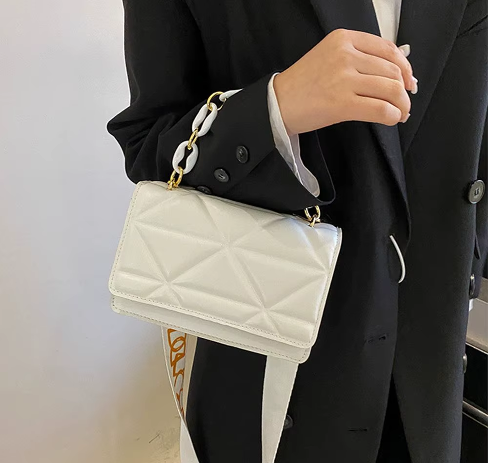 Casual Handbags PU Leather Crossobdy Clutch Flap Bag Streetwear Accessory A55