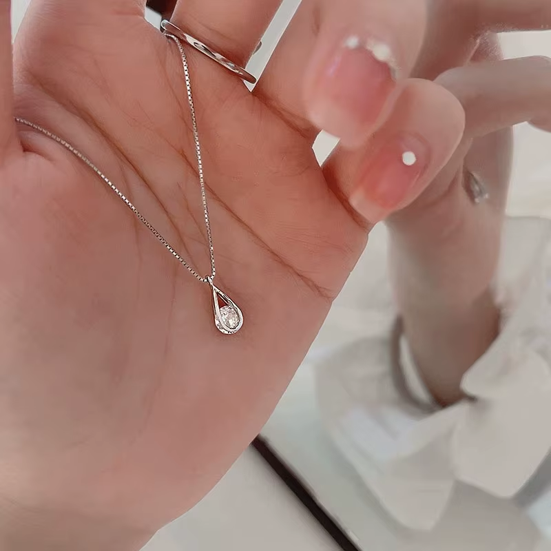 Water Drop Zircon Necklace For Women Jewelry  Luxury Silver Color Crystal Necklaces A102