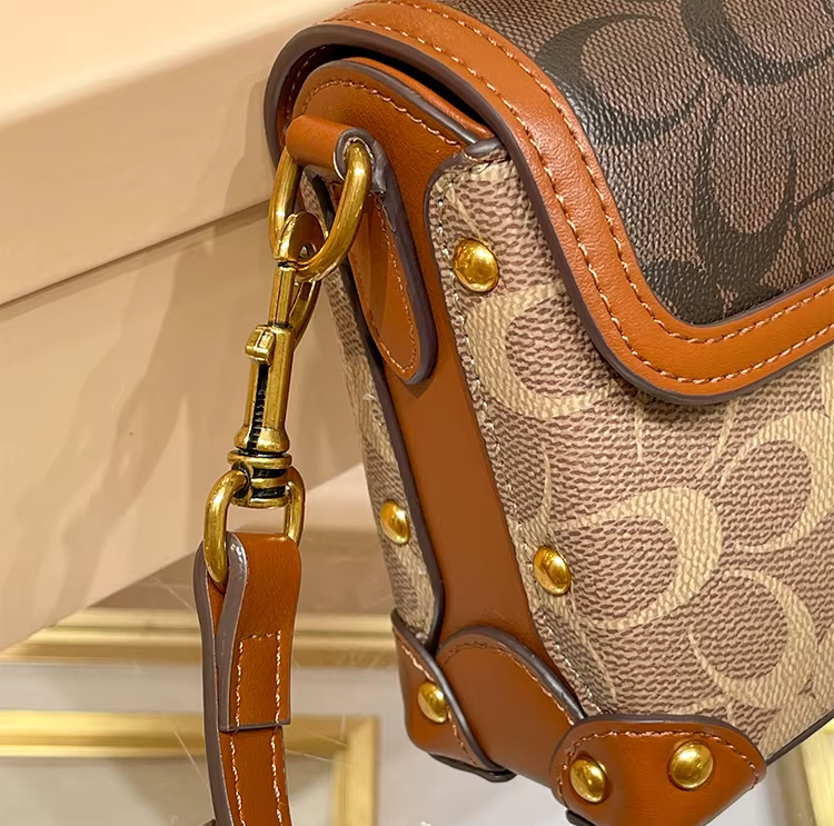 New minimalist and fashionable  handbag, contrasting color women's bag 2026 A122