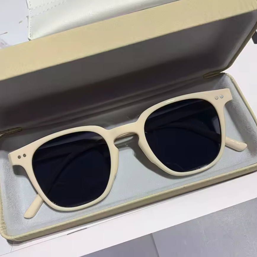 Vintage Square Sunglasses Women Men A2